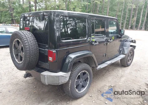 2012 Jeep Wrangler Unlimited Sahara z USA, uszkodzony, nr VIN 1C4BJWEG6CL261537